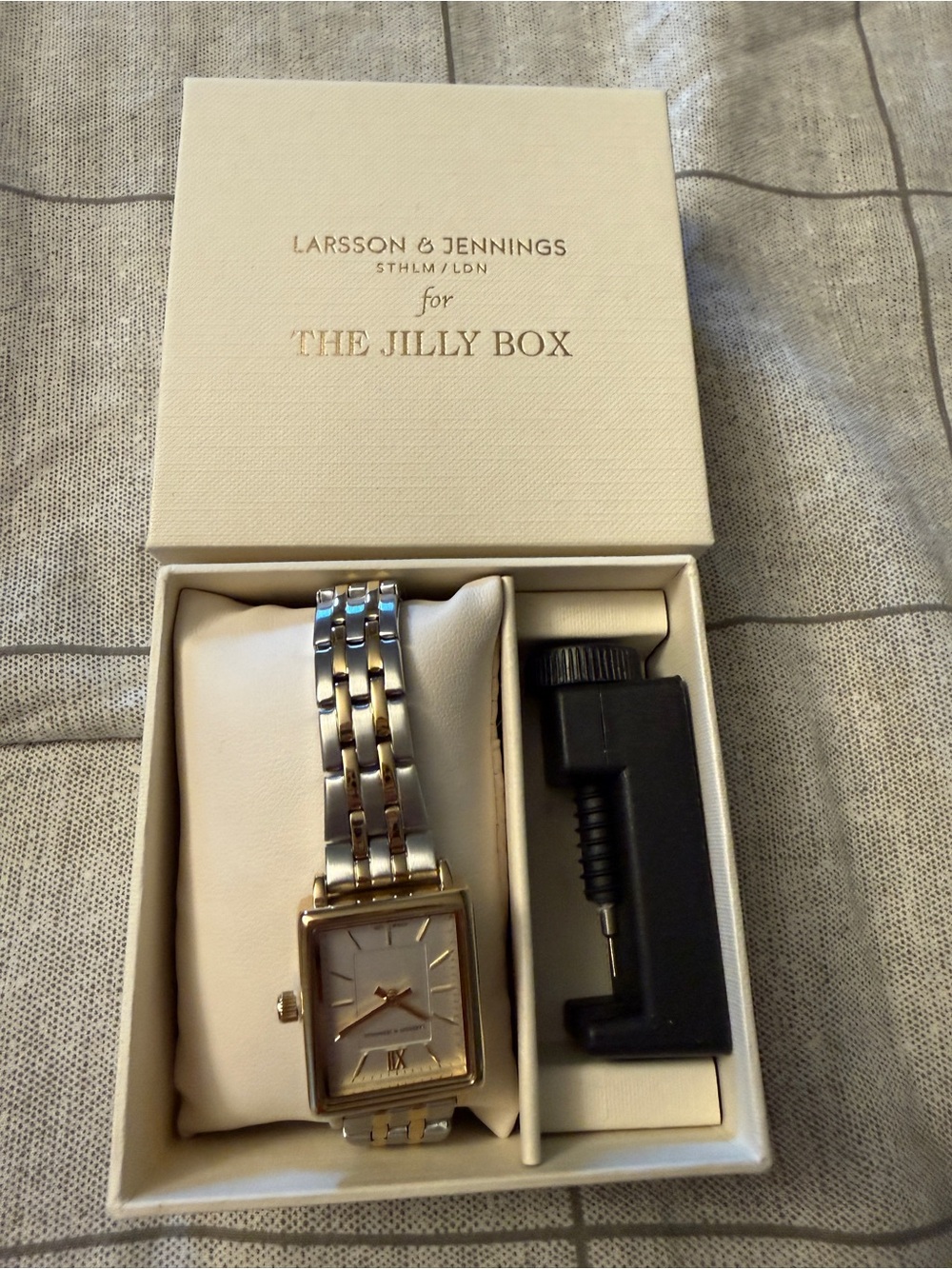Larsson & Jennings The Jilly Box collab
